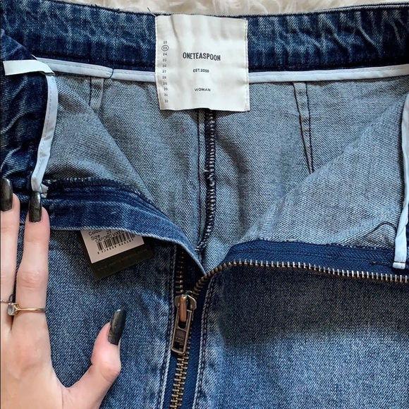 One Teaspoon distressed skirt - Picture 4 of 4
